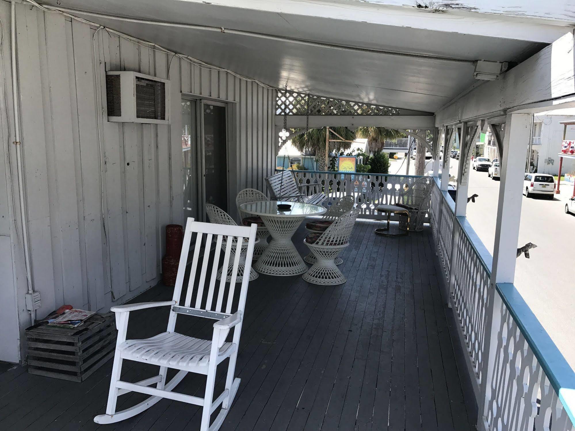 Cedar Inn Cedar Key Extérieur photo